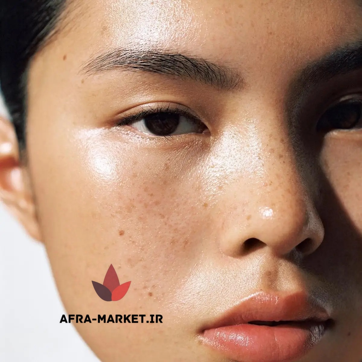 دستمال مرطوب صورت در مقابل شستشو ...