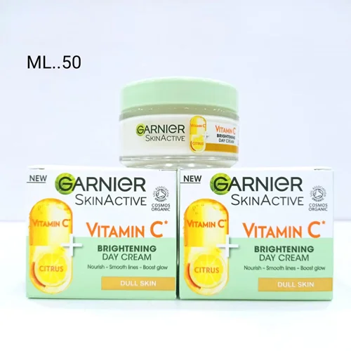 کرم روز روشن کننده ویتامین سی گارنیر Garnier Vitamin c